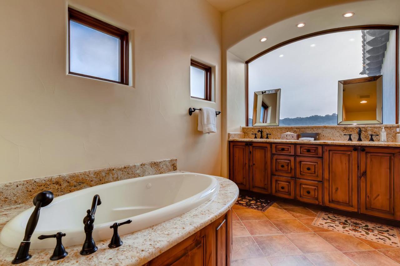 Villa An Estate Designed For Sxsw Artists - By Pmi Metro *