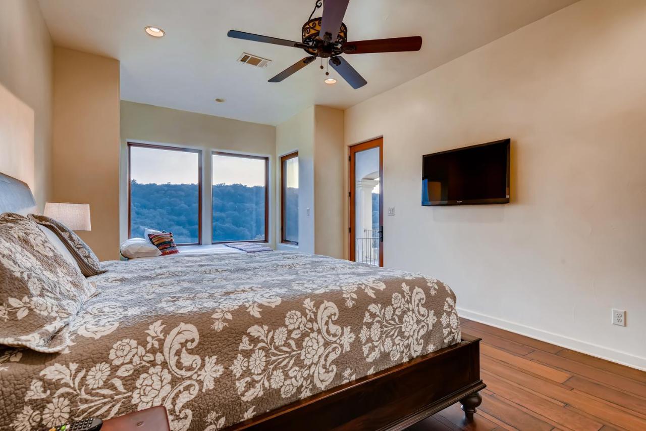 An Estate Designed For Sxsw Artists - By Pmi Metro *