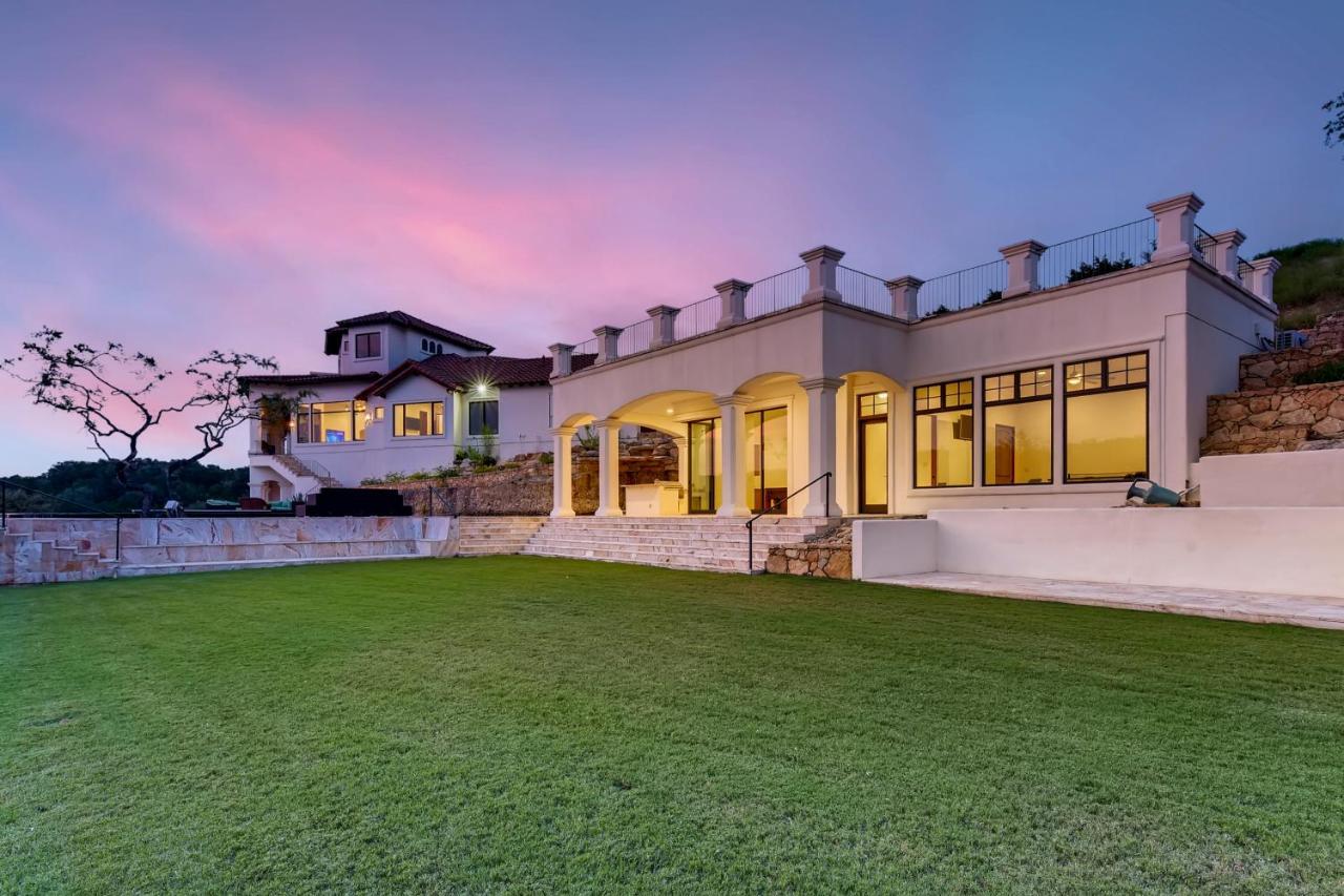 An Estate Designed For Sxsw Artists - By Pmi Metro *