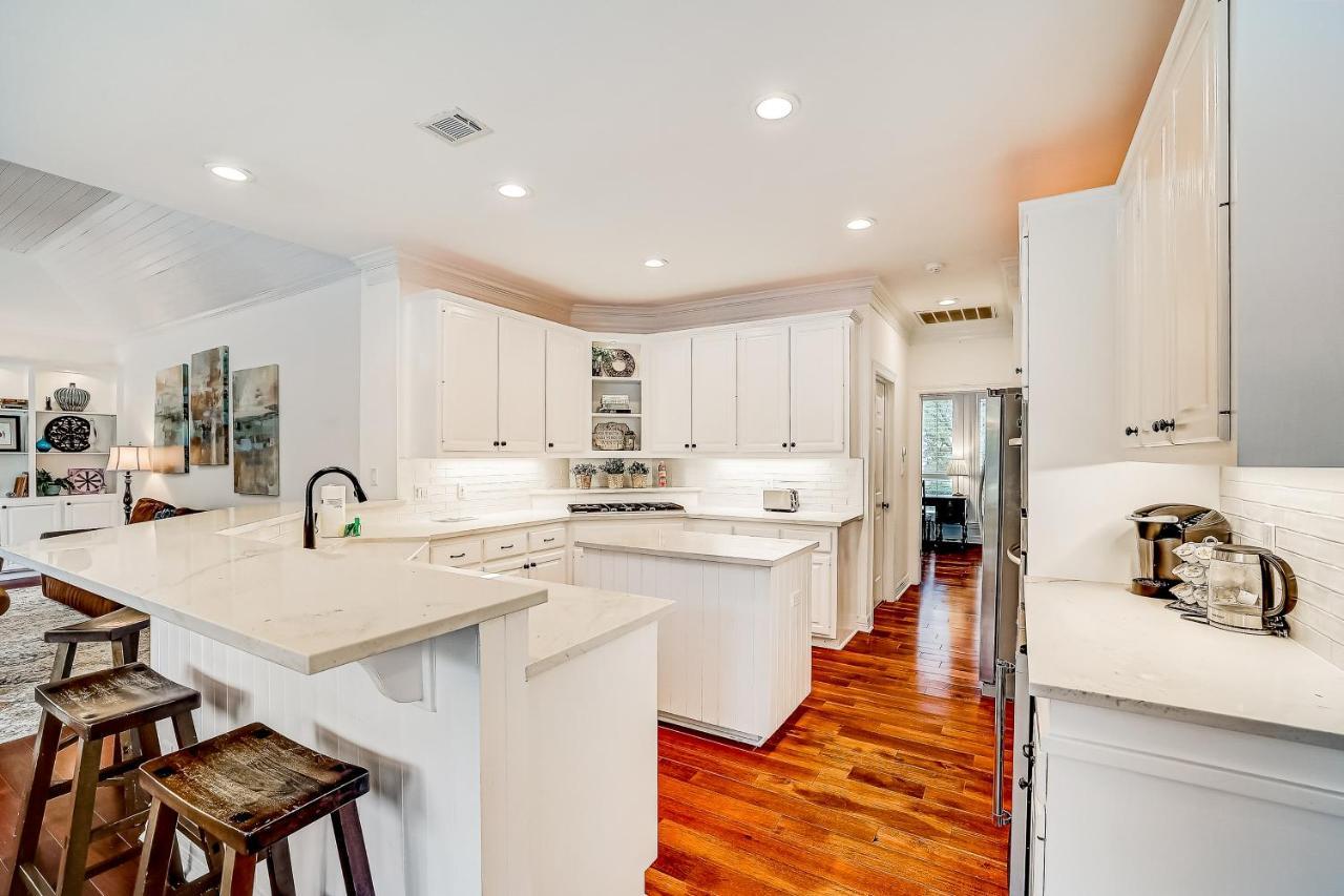 The Treasure Island Hideaway Holiday home Austin