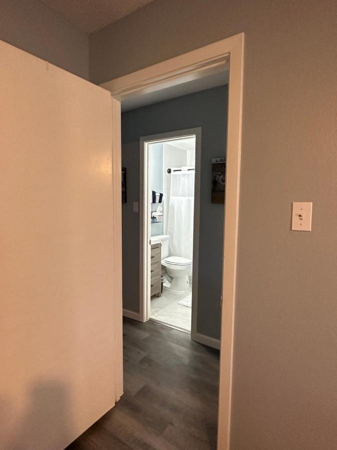 Atx North- Private And Bathroom In Quiet Neighborhood Homestay Austin