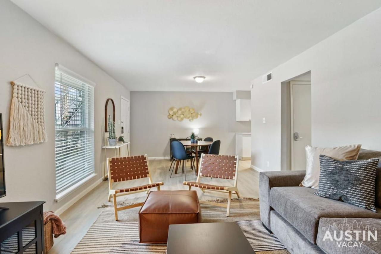 Pet Friendly W Pool Near Mueller Free Parking Apartment *