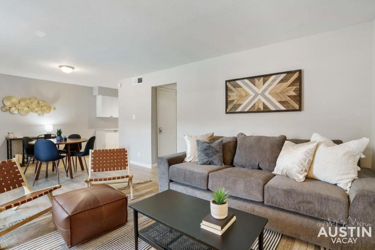 Pet Friendly W Pool Near Mueller Free Parking Apartment *