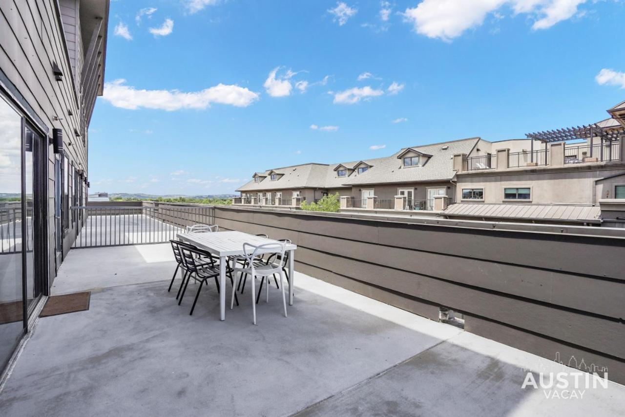 King Beds And Patio Dining In Atx West Campus Gem Apartment Austin