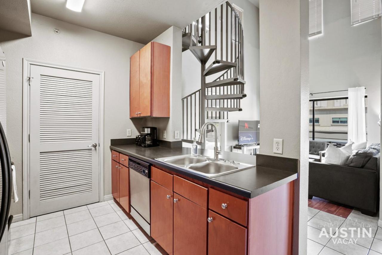 King Beds And Patio Dining In Atx West Campus Gem *