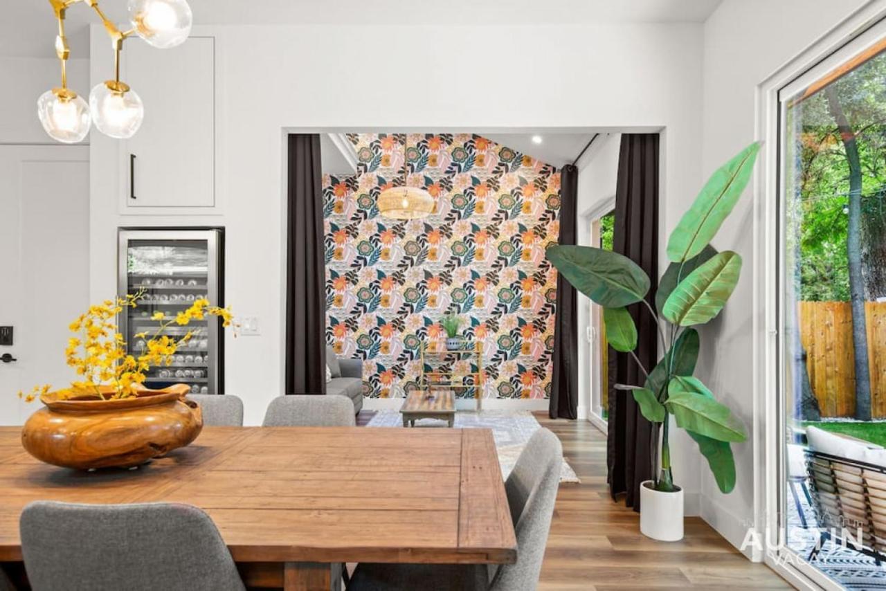 Modern Luxury - Minutes From Lady Bird Holiday home Austin