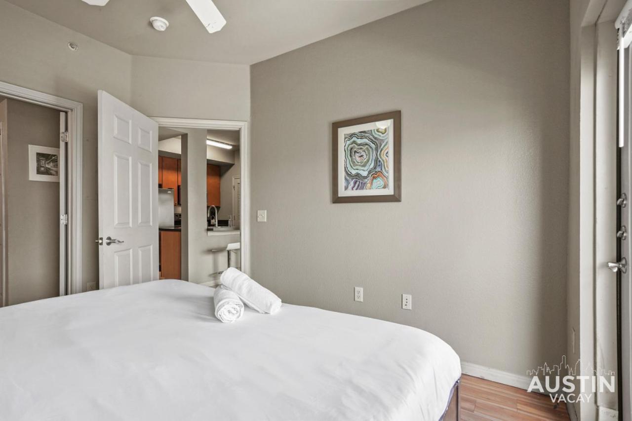 King Beds And Patio Dining In Atx West Campus Gem Apartment Austin