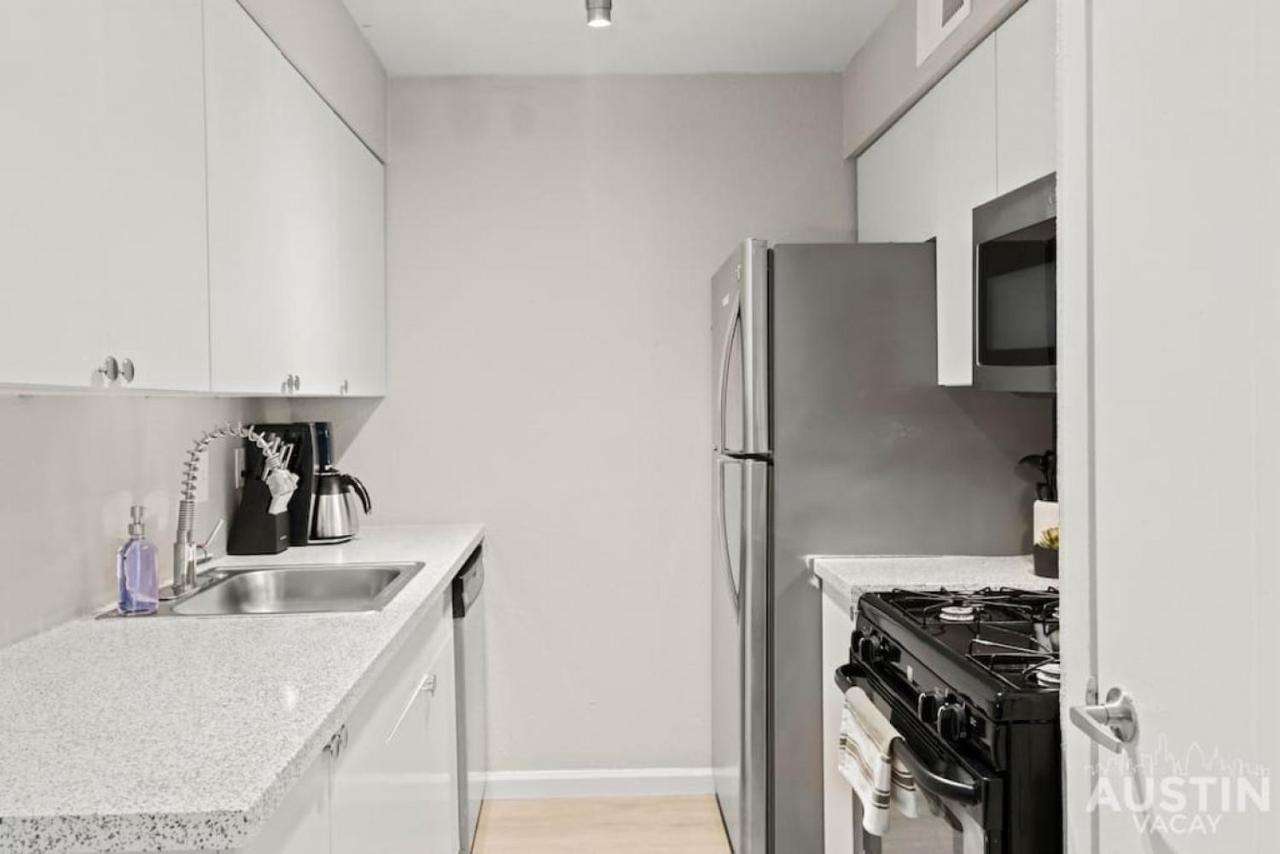 Apartment Pet Friendly W Pool Near Mueller Free Parking Austin