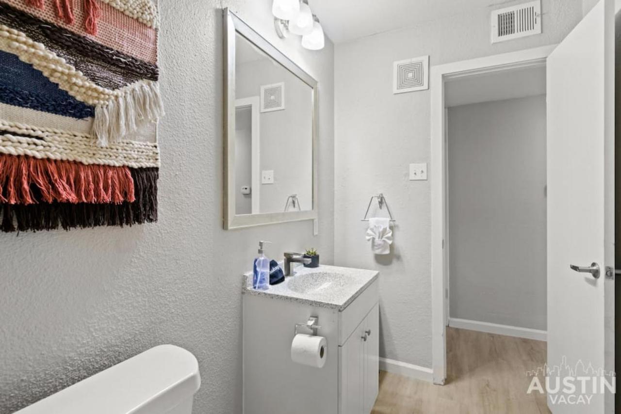 Pet Friendly W Pool Near Mueller Free Parking * Austin