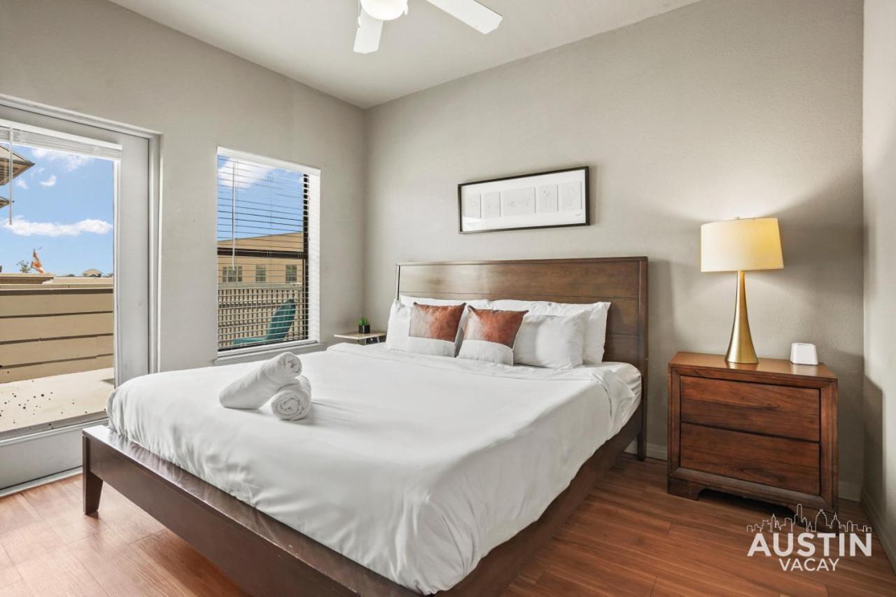 Apartment King Beds And Patio Dining In Atx West Campus Gem