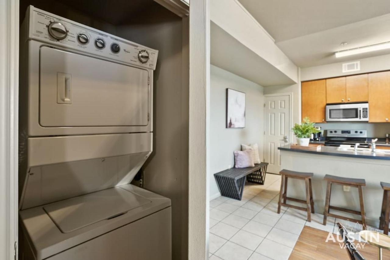 Balcony Views And Ideal West Campus Location * Austin