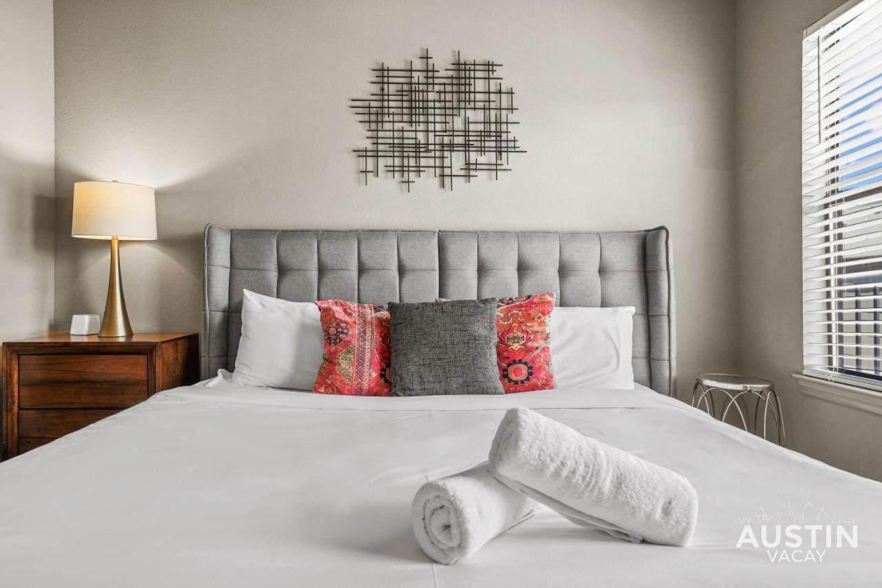 King Beds And Patio Dining In Atx West Campus Gem * Austin