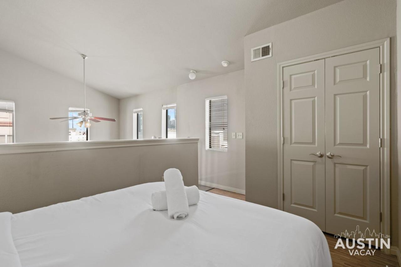 Cute And Comfy By The Of Texas Apartment Austin