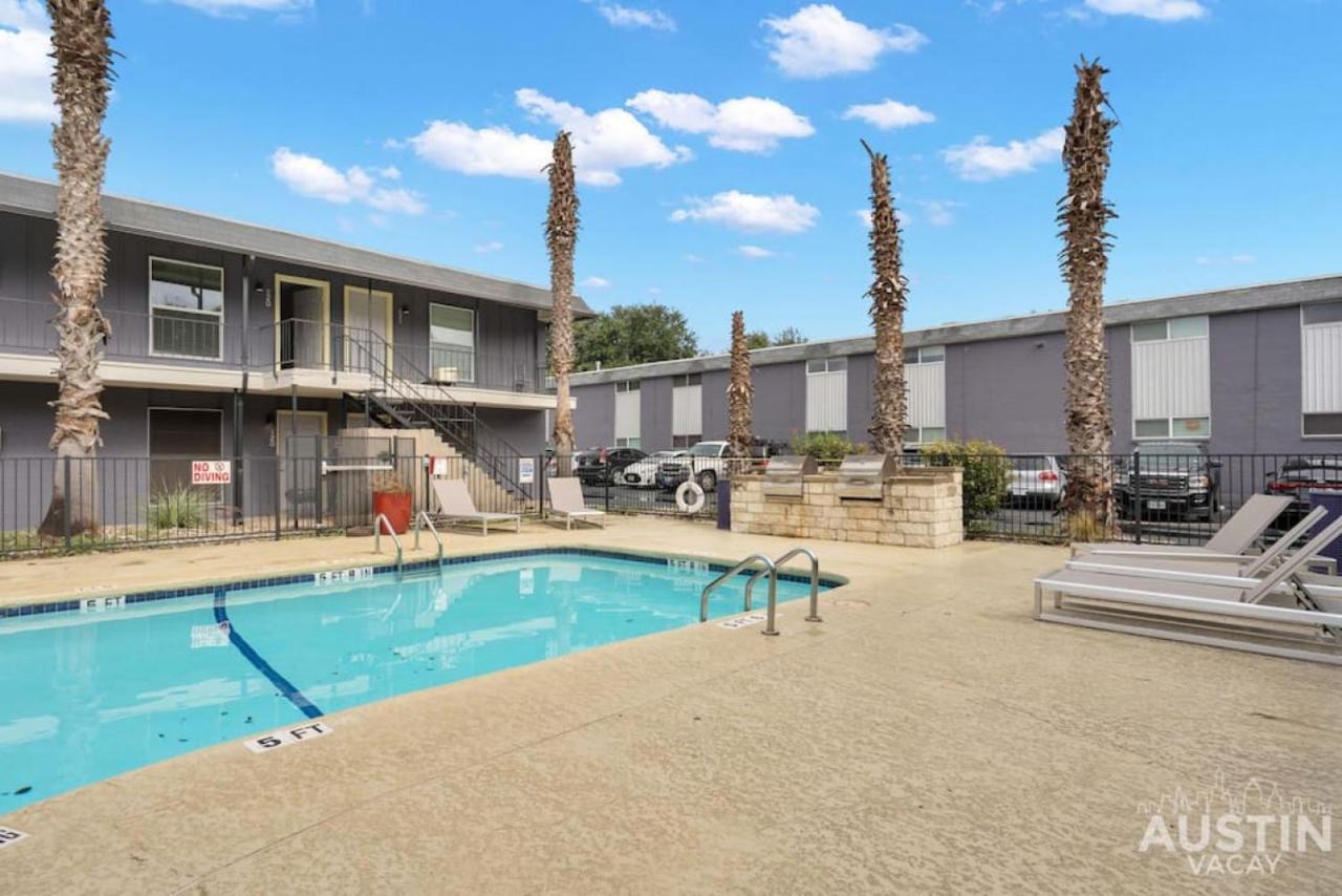 Pet Friendly W Pool Near Mueller Free Parking Apartment *