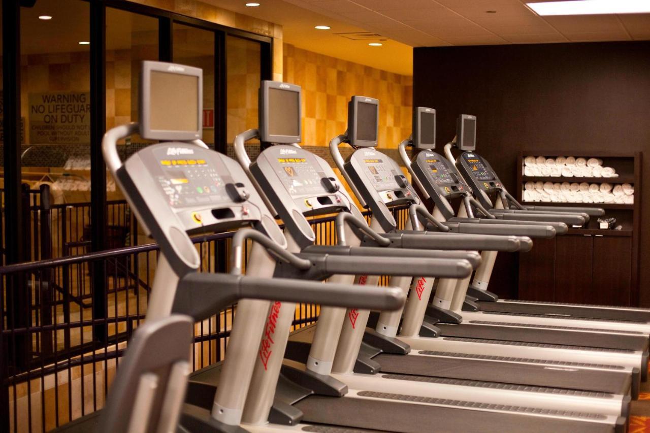 Downtown / Convention Center Hotel 3*