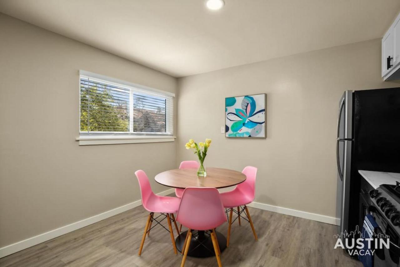 Apartment 7-minute Walk To Deep Eddy Pool, Parking, And Grill *