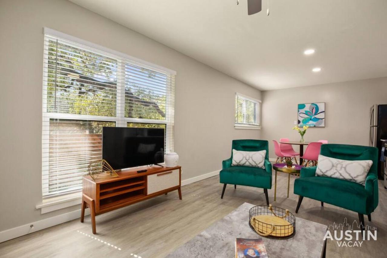 Apartment 7-minute Walk To Deep Eddy Pool, Parking, And Grill