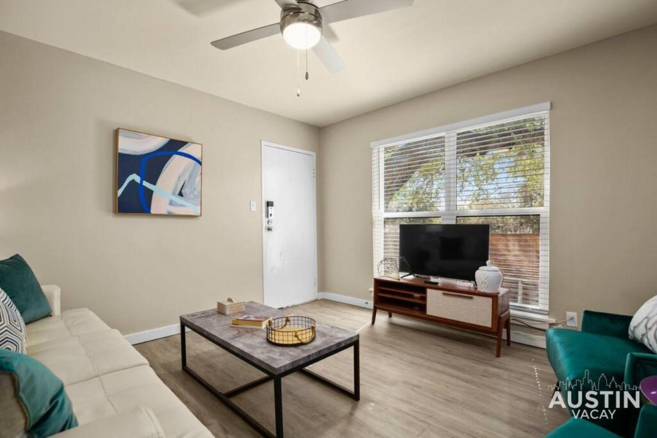 7-minute Walk To Deep Eddy Pool, Parking, And Grill * Austin