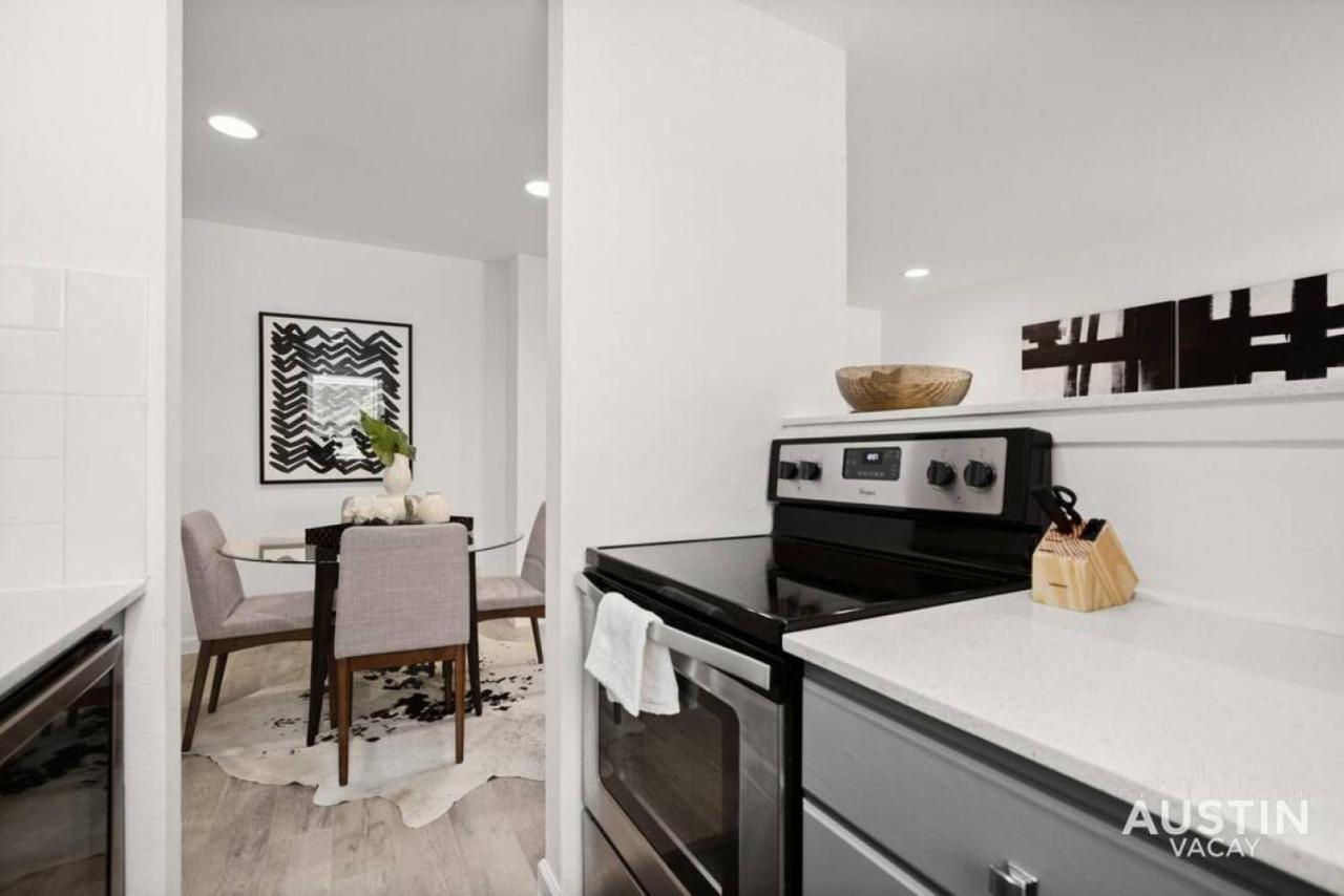 Holiday home Great Clarksville Near W 6th Free Parking Austin