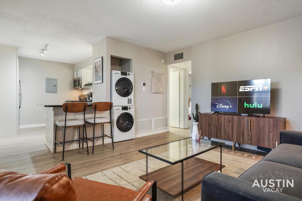 Adorable N Lamar Living, Pool And Comfort For Apartment
