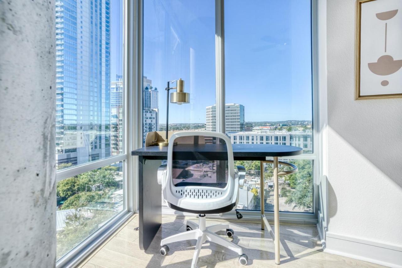 Downtown 2br W Gym Wd Pool Nr 6th St Bars Atx-7 * Austin