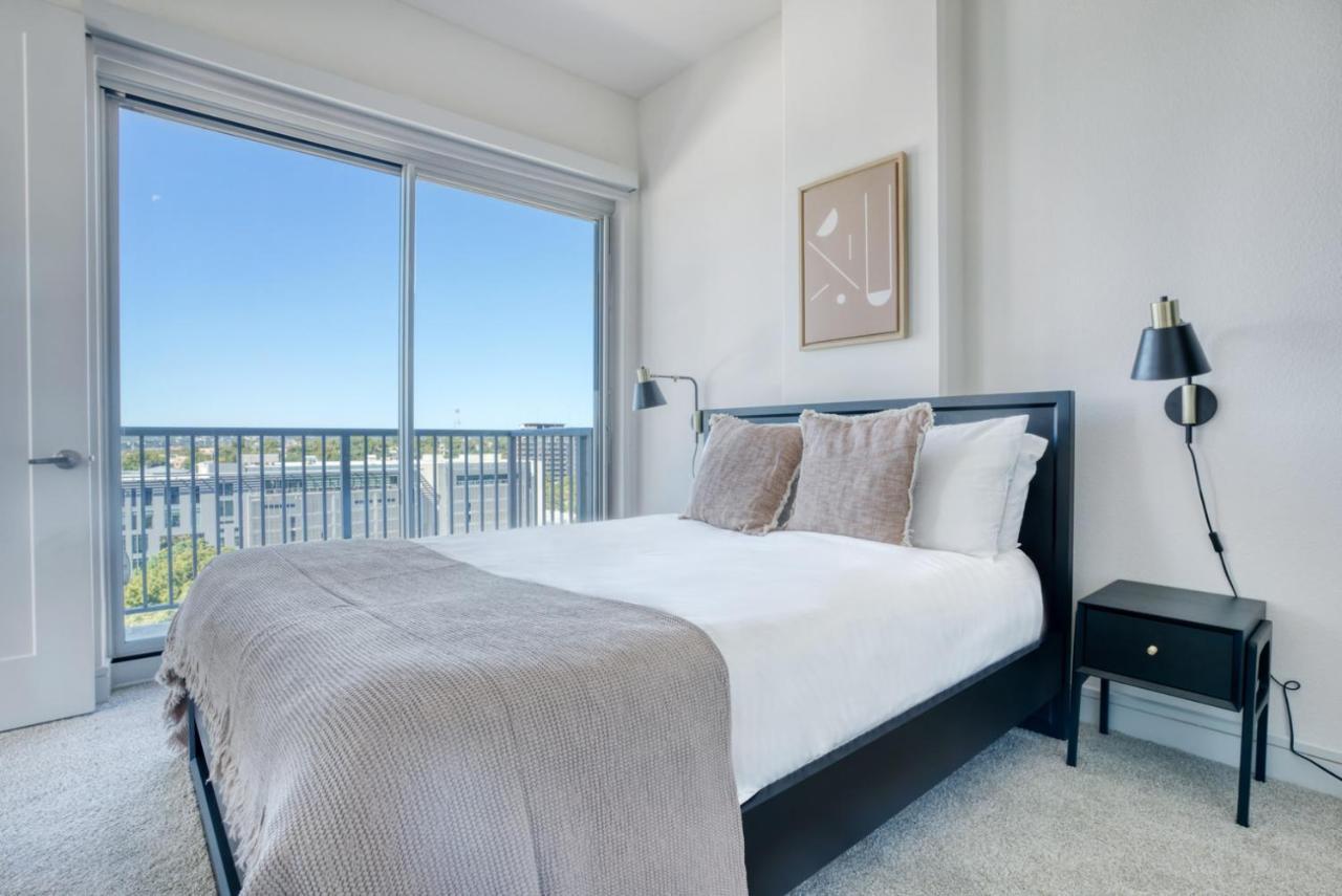 Downtown 2br W Gym Wd Pool Nr 6th St Bars Atx-7 * Austin