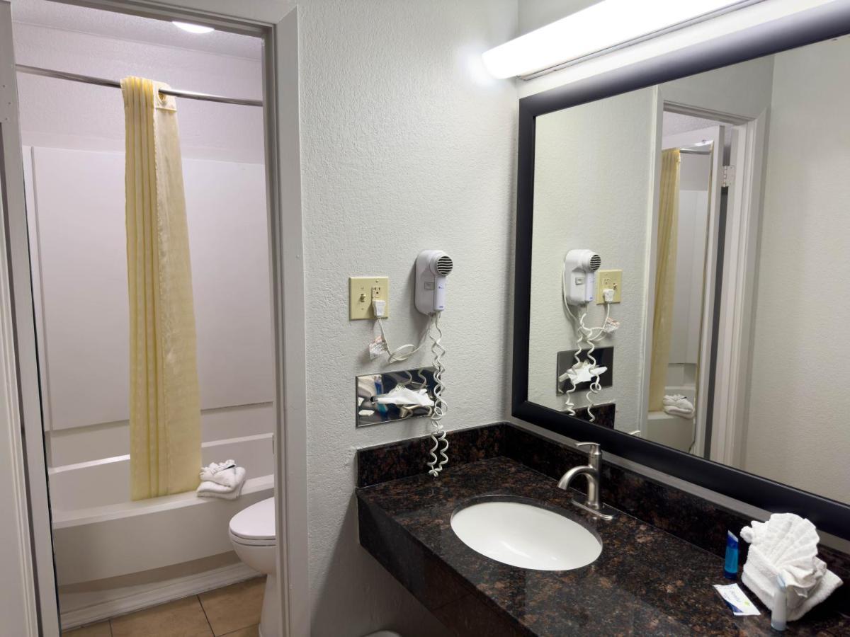 Americas Value Motel