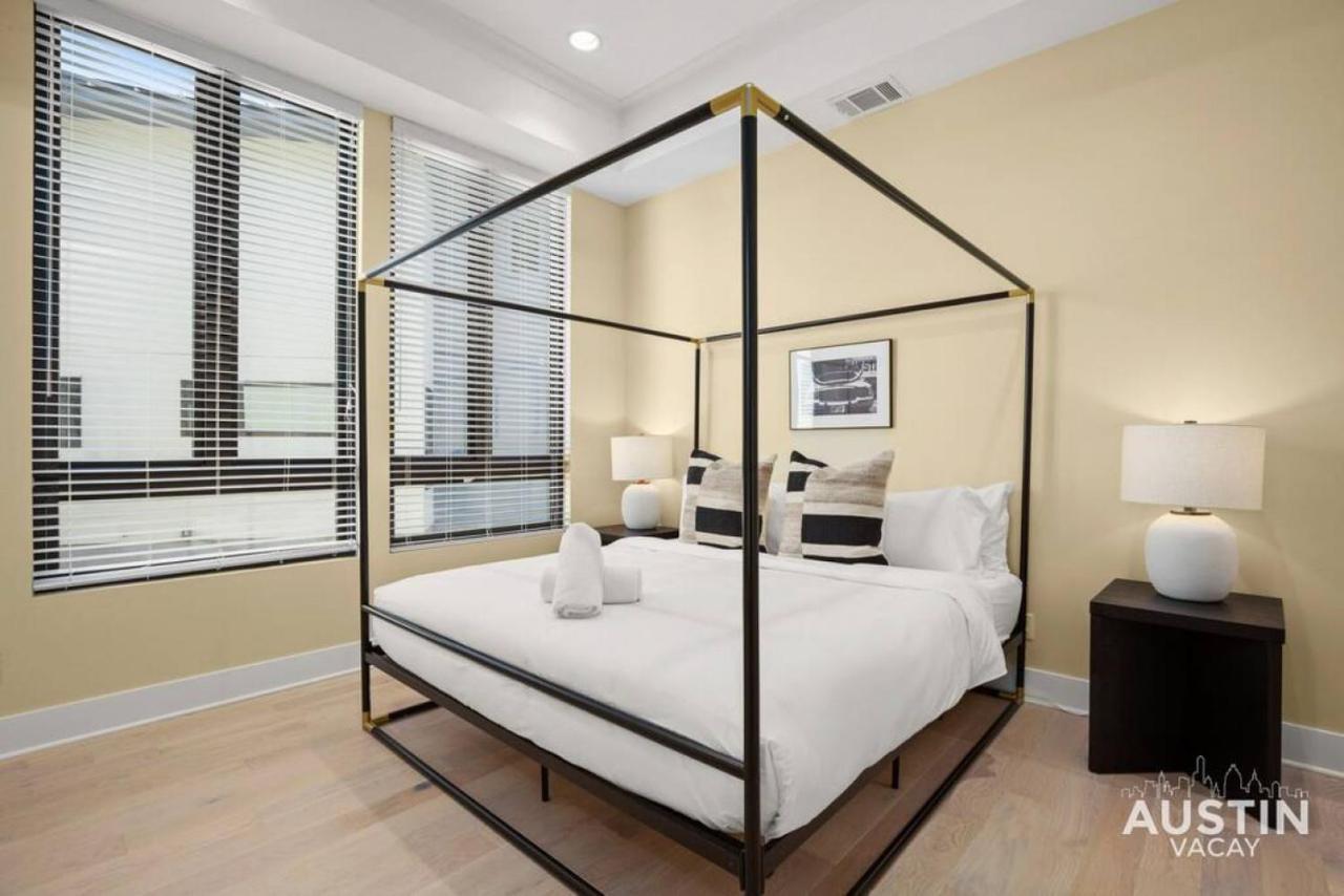 Holiday home Stunning Two Living And 3-room Primary Austin