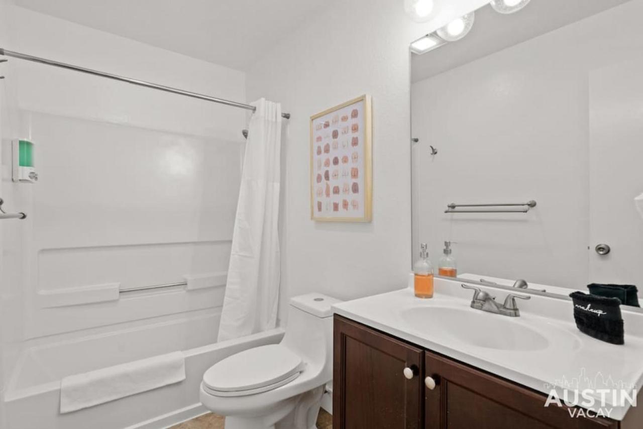 Holiday home Recently Renovated E Duplex And Free Parking