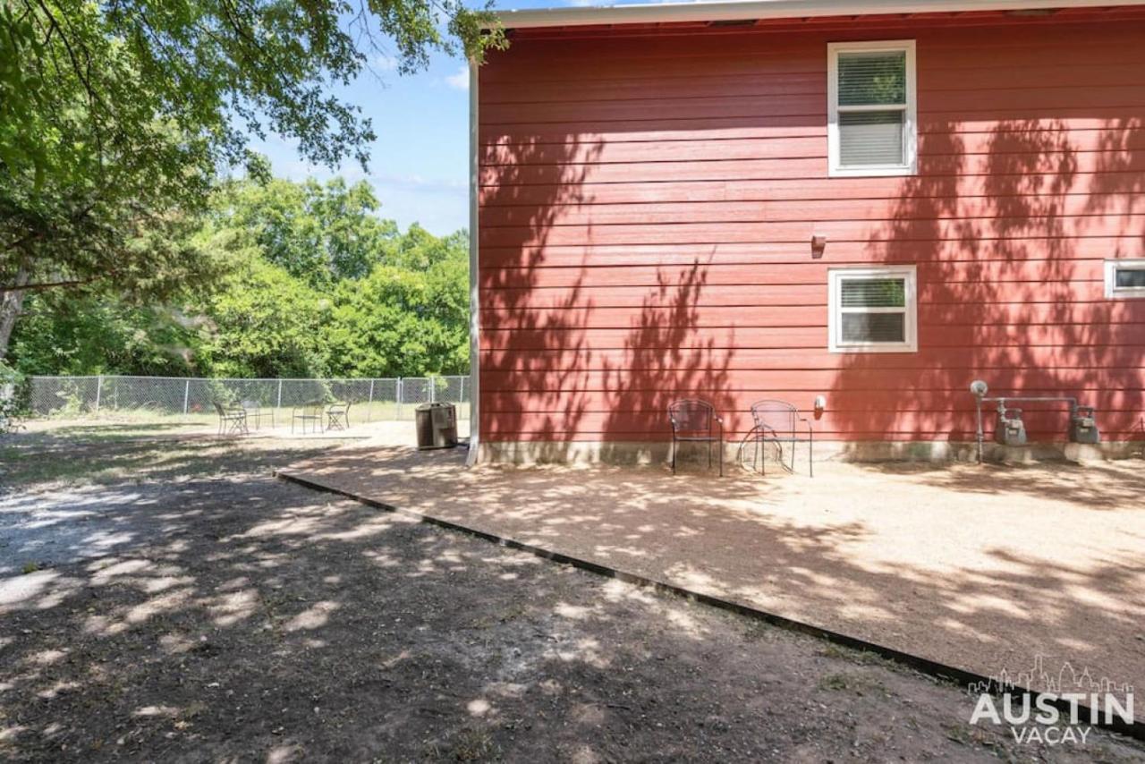 Holiday home Recently Renovated E Duplex And Free Parking Austin