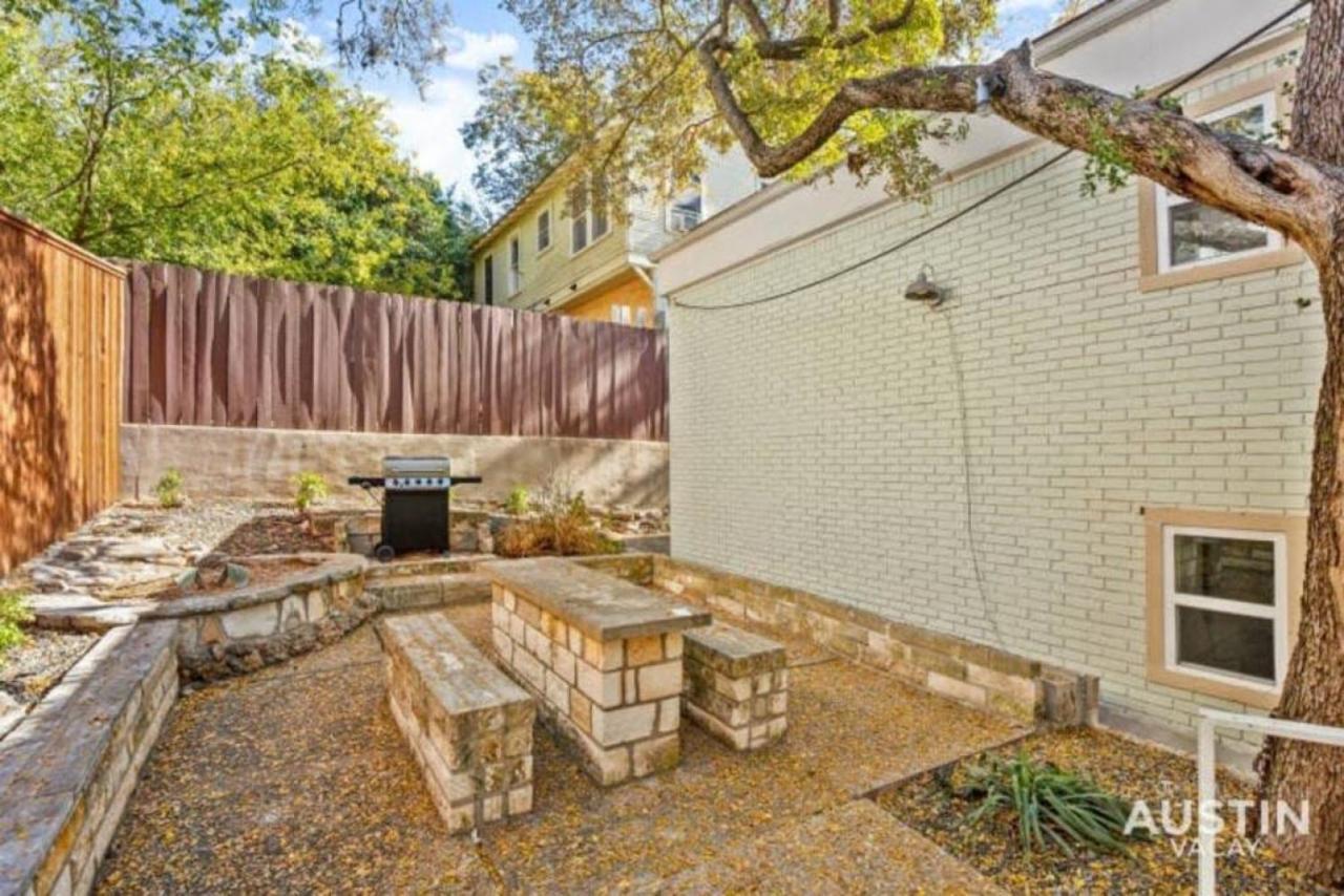 Great Clarksville Near W 6th Free Parking Holiday home Austin