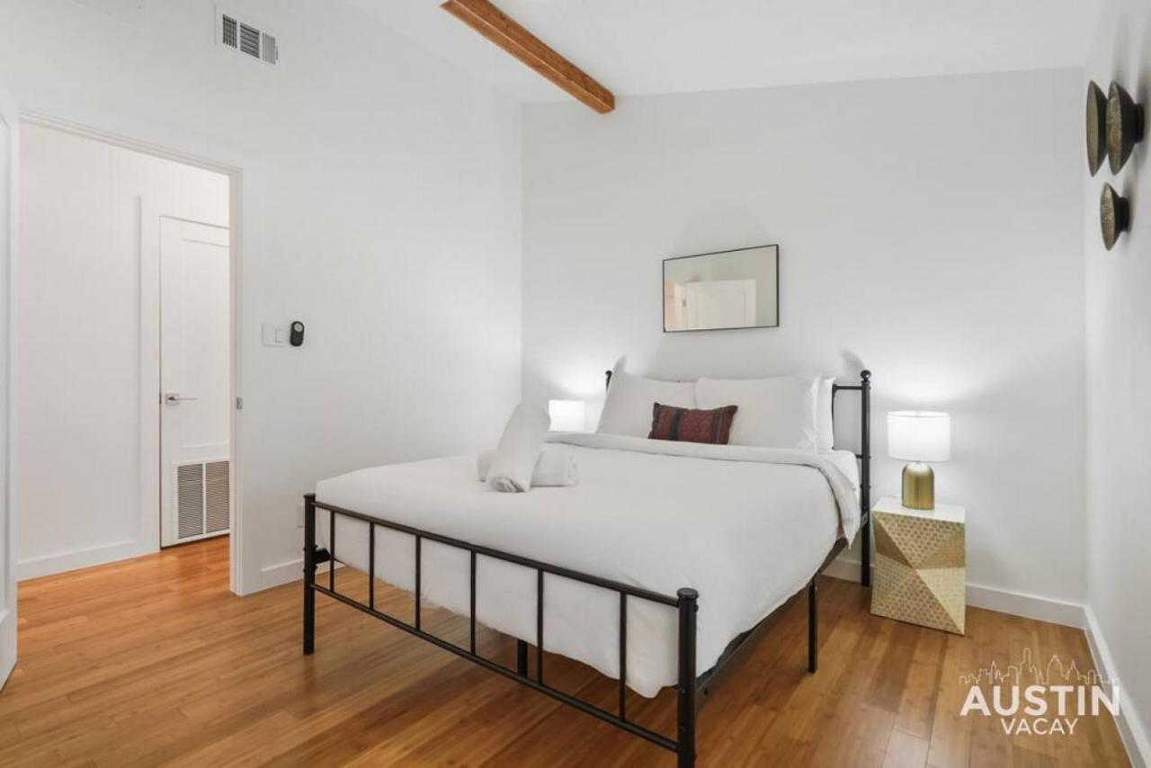 Trendy Remodeled By Soco W Outdoor Space