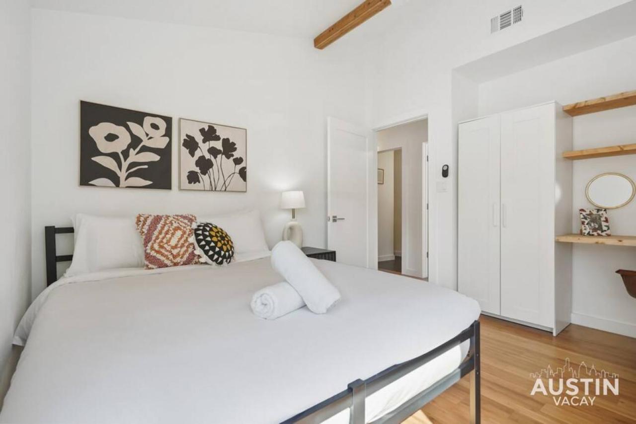 Trendy Remodeled By Soco W Outdoor Space * Austin