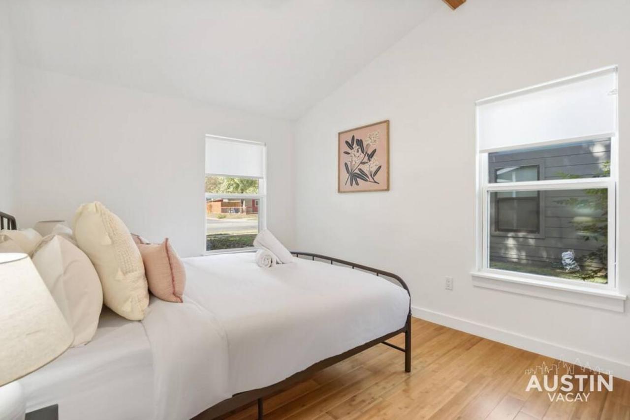 Holiday home Trendy Remodeled By Soco W Outdoor Space *