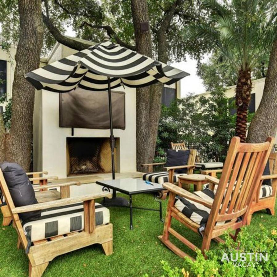 Adorable N Lamar Living, Pool And Comfort For