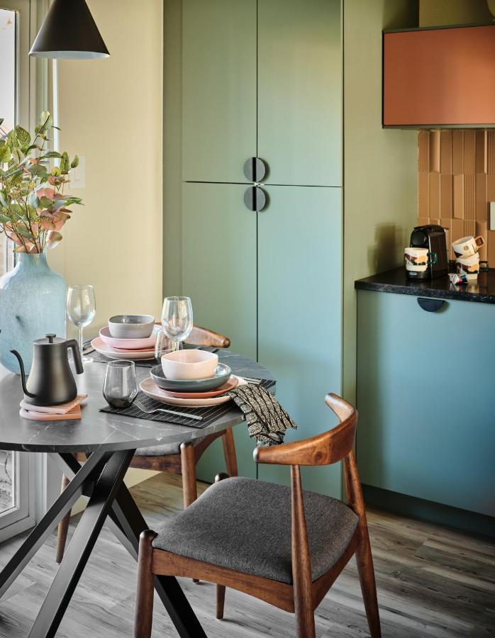 Apartment Midcentury Couples Designer Loft - Casa Tuya *