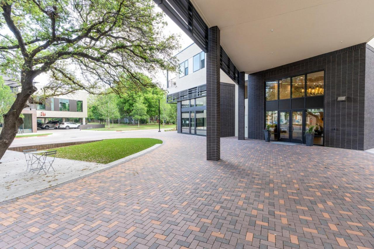East 1br W Gym Pool Wd Nr Shops Atx-70 Apartment *