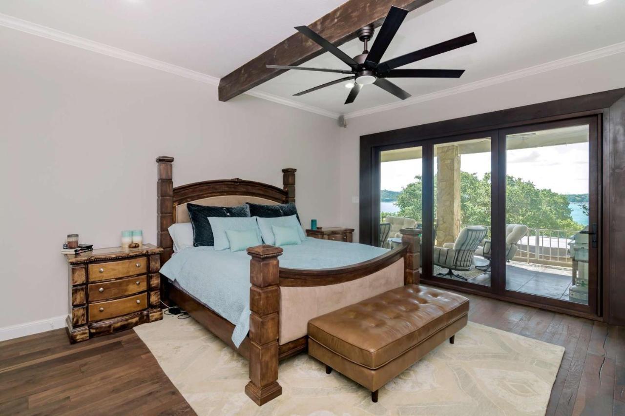 Lake Travis Oasis - The Breeze Holiday home
