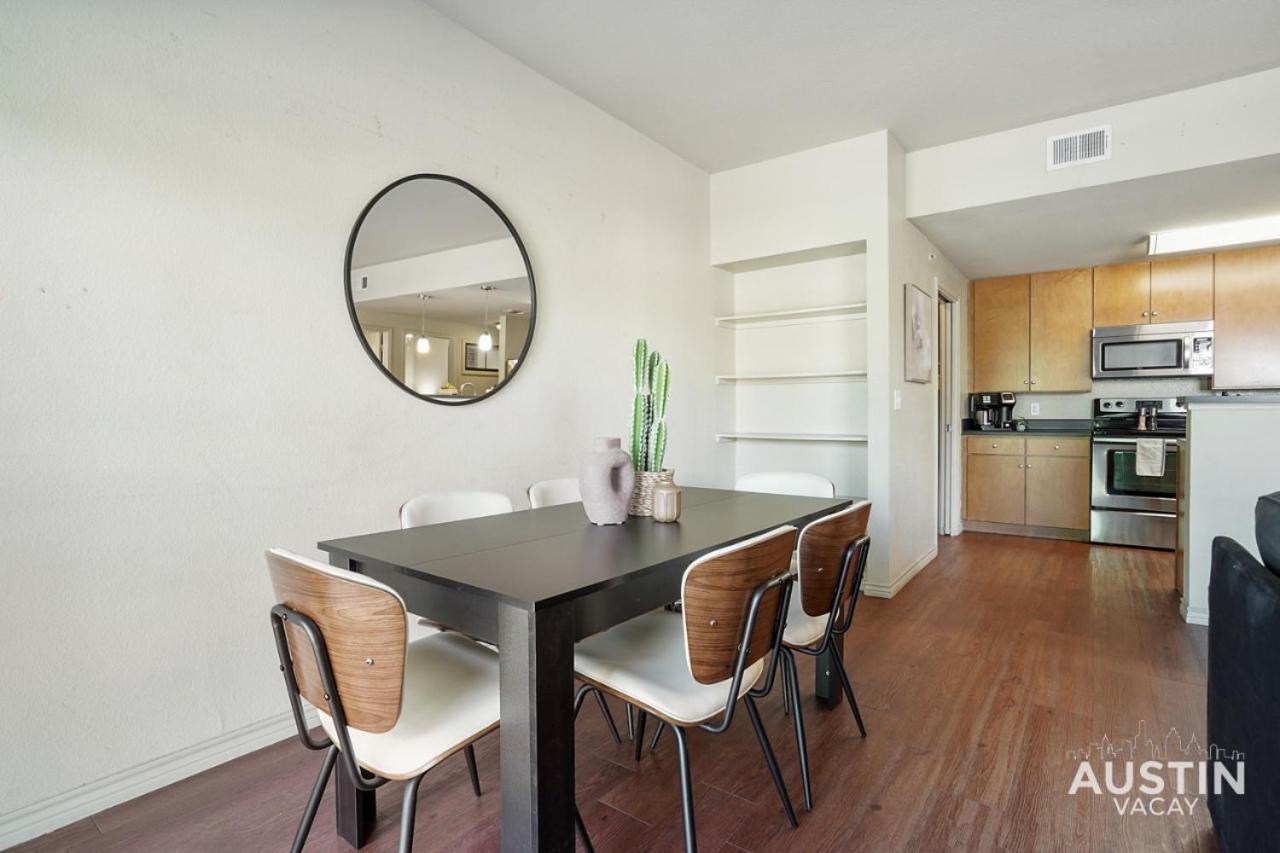 Apartment Fully Equipped W Stylish Design And Free Parking Austin