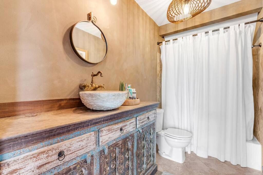 3b2b Hidden Oasis In The Hills-close To Downtown *