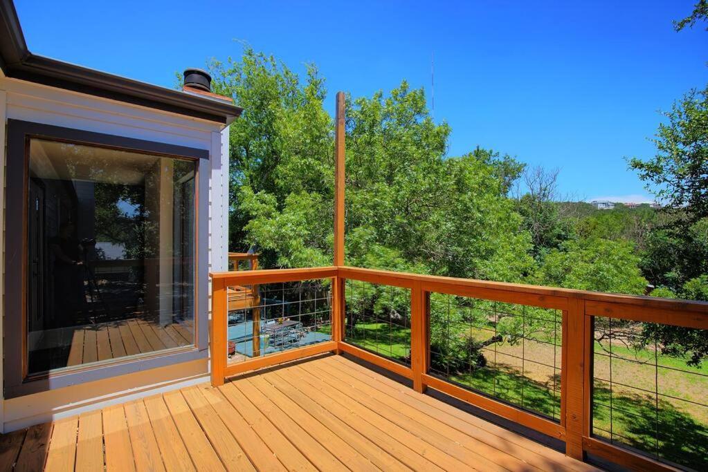 Holiday home 3b2b Hidden Oasis In The Hills-close To Downtown