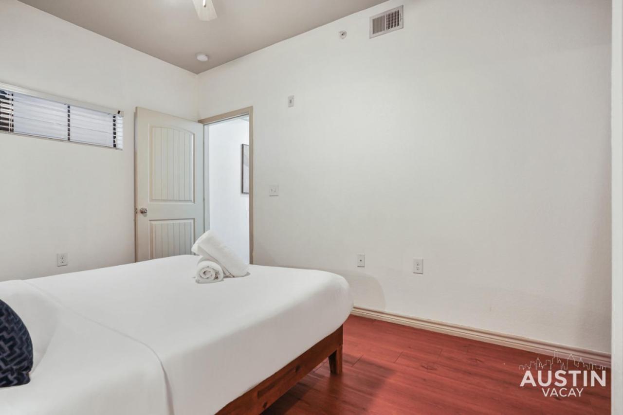 Stylish 4br With Smart Tv And Free Garage Parking * Austin