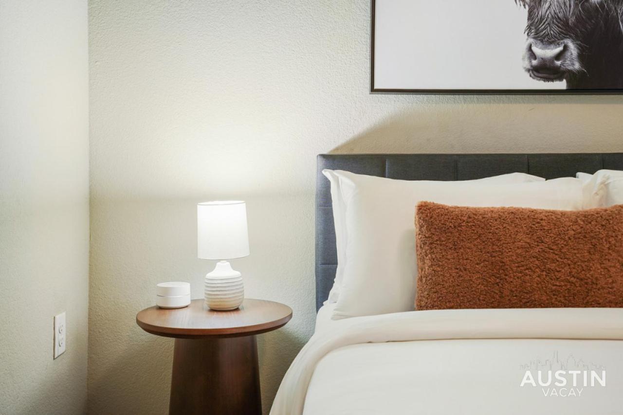 Fully Equipped W Stylish Design And Free Parking Austin