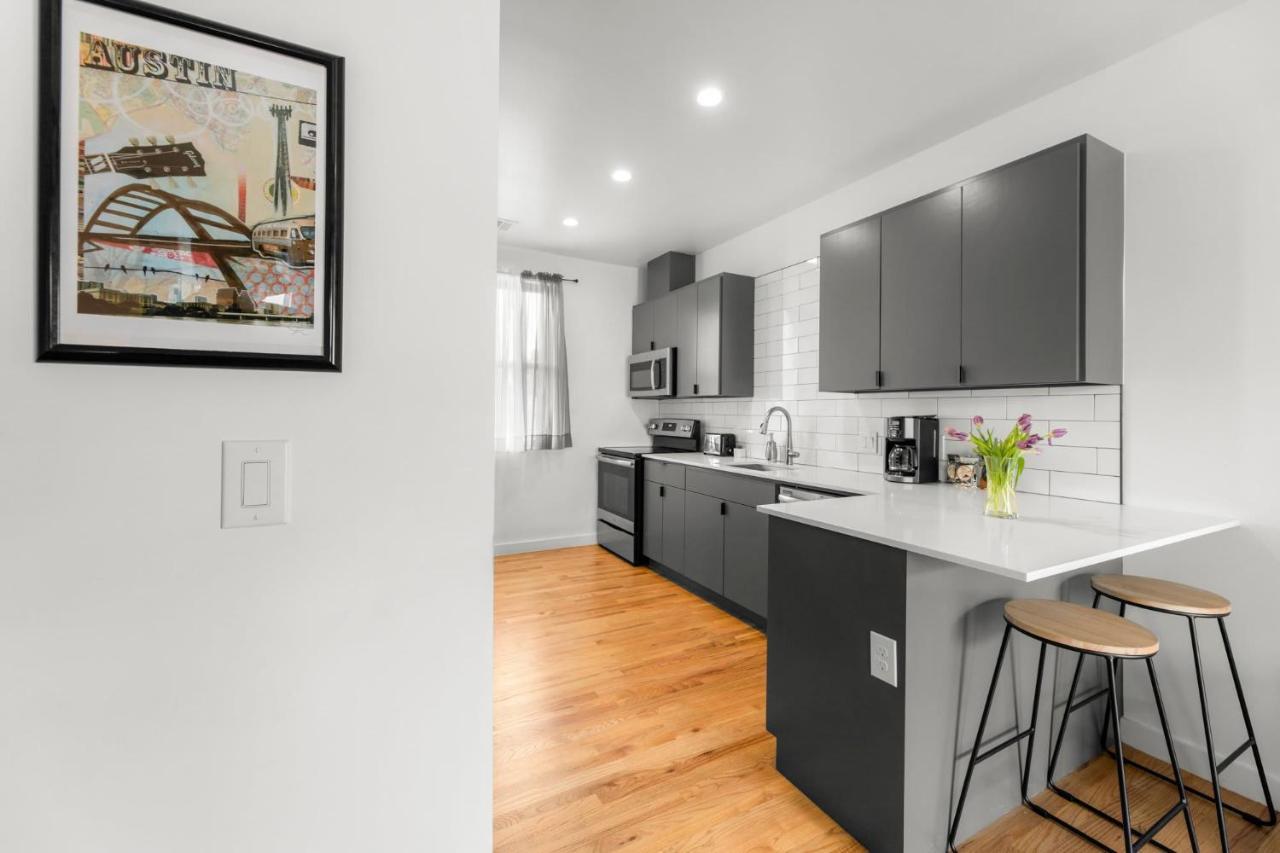 Modern With Parking - A Apartment