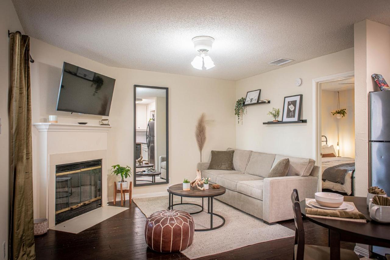 Lush, Enchanting Oasis! Apartment