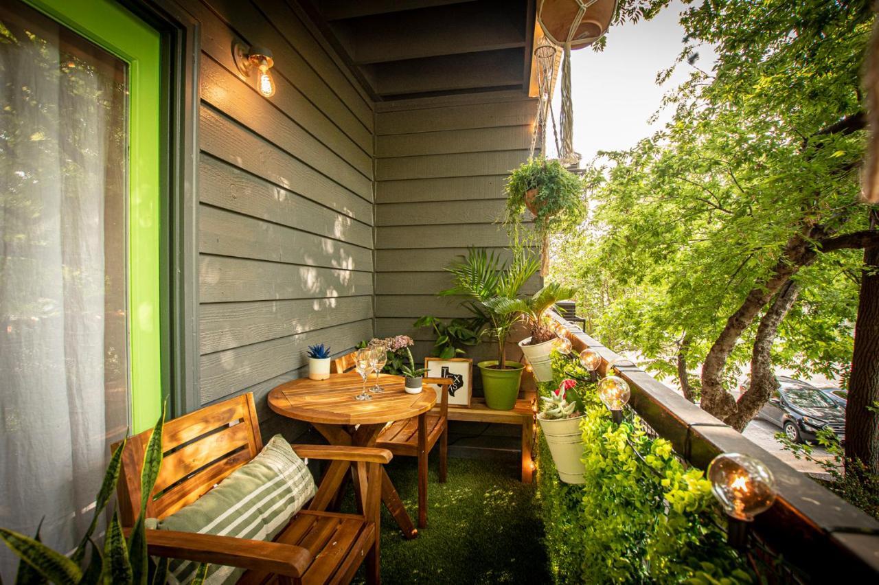 Lush, Enchanting Oasis! * Austin