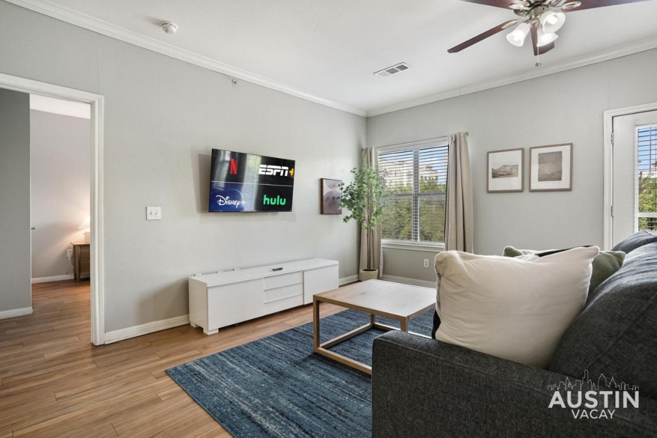 Close To It In West Campus 2br W Free Parking *