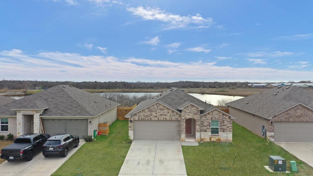 Holiday home @ Marbella Lane - Amazing 4br Lakeview Austin