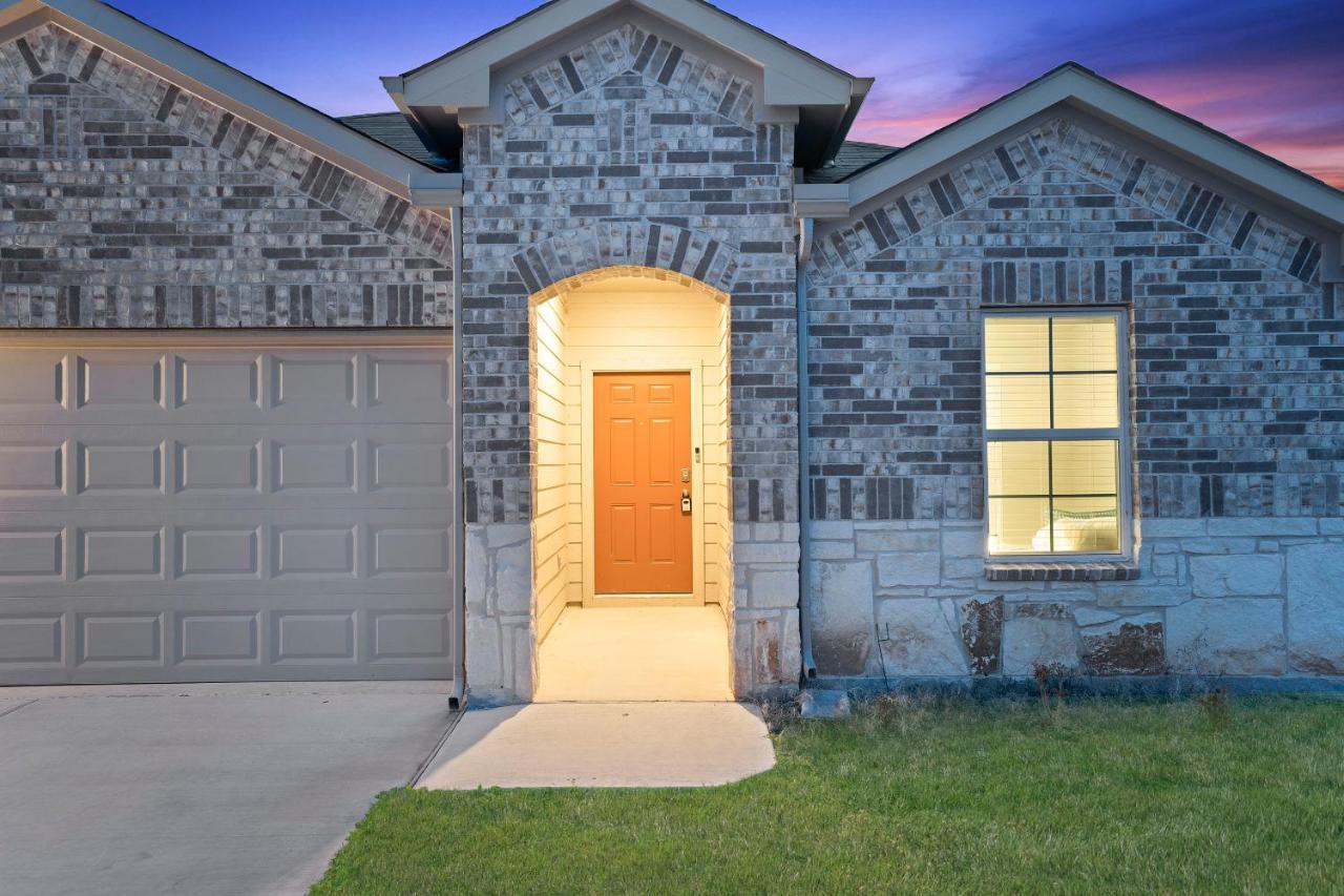 Holiday home @ Marbella Lane - Amazing 4br Lakeview Austin