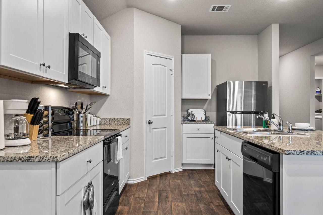 Holiday home @ Marbella Lane - Amazing 4br Lakeview Austin